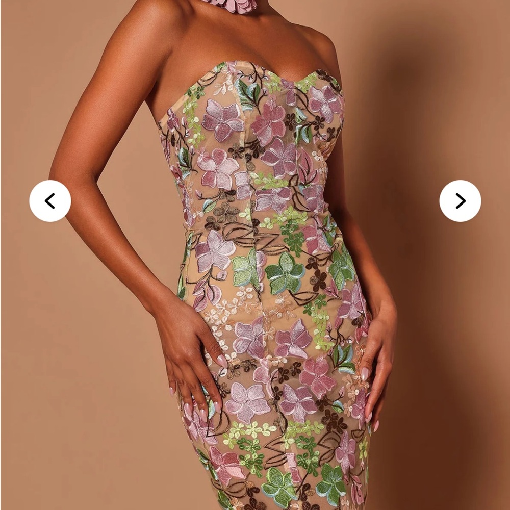 Gorgeous Floral Strapless Dress